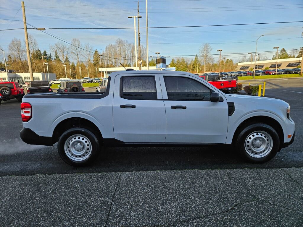 Used 2025 Ford Maverick XL w/ 4K Tow Package image 6