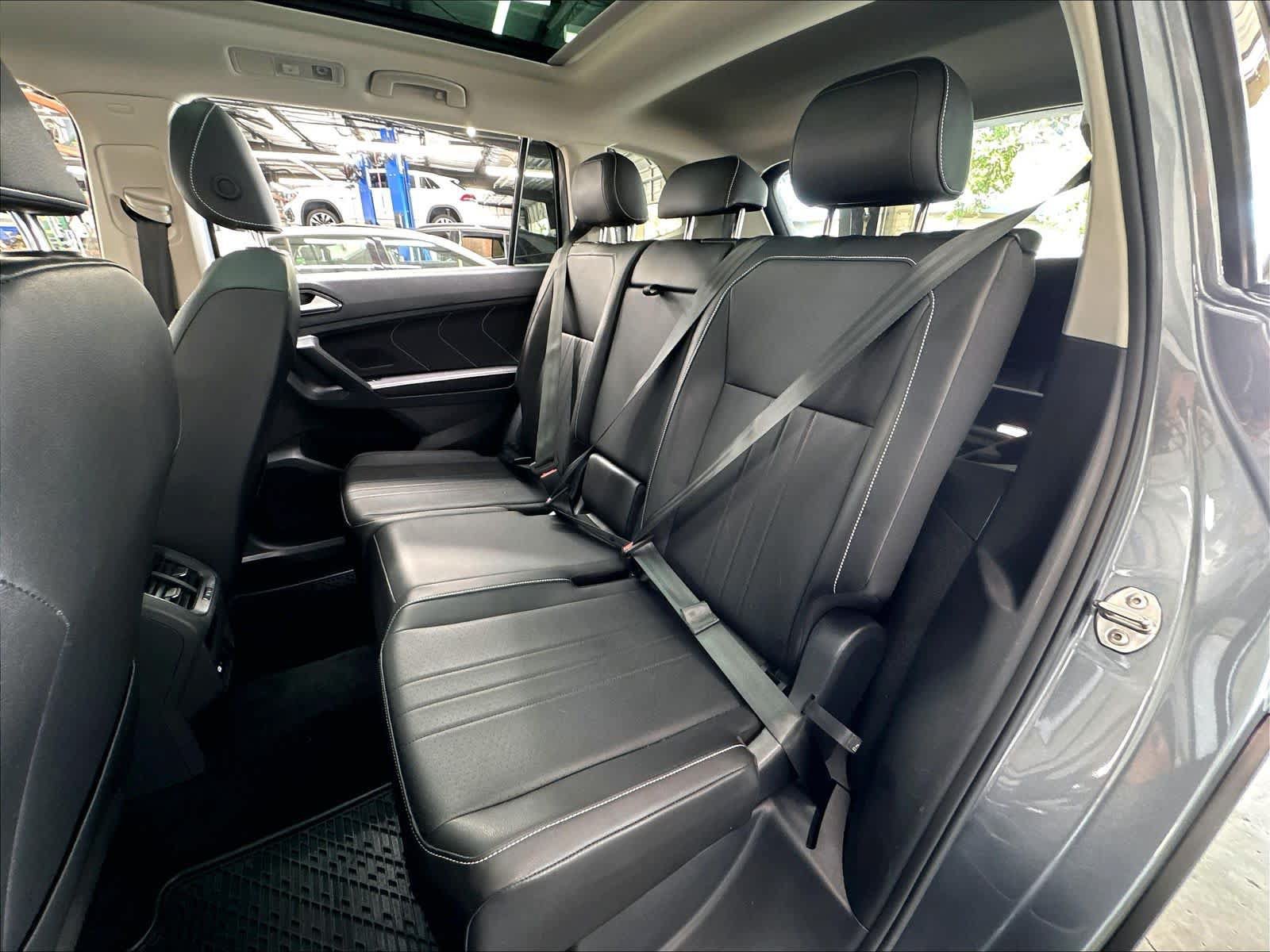 Used 2023 Volkswagen Tiguan SE FWD image 25