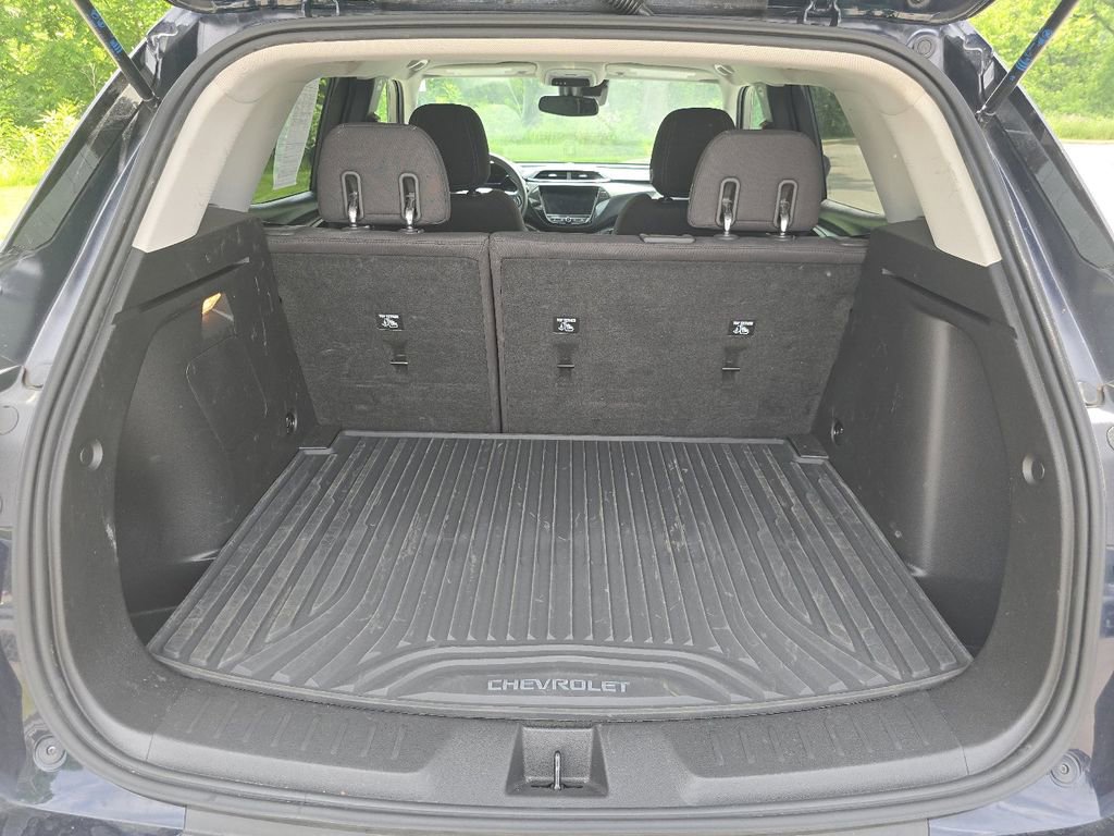 Used 2021 Chevrolet TrailBlazer LT w/ Convenience Package FWD image 17