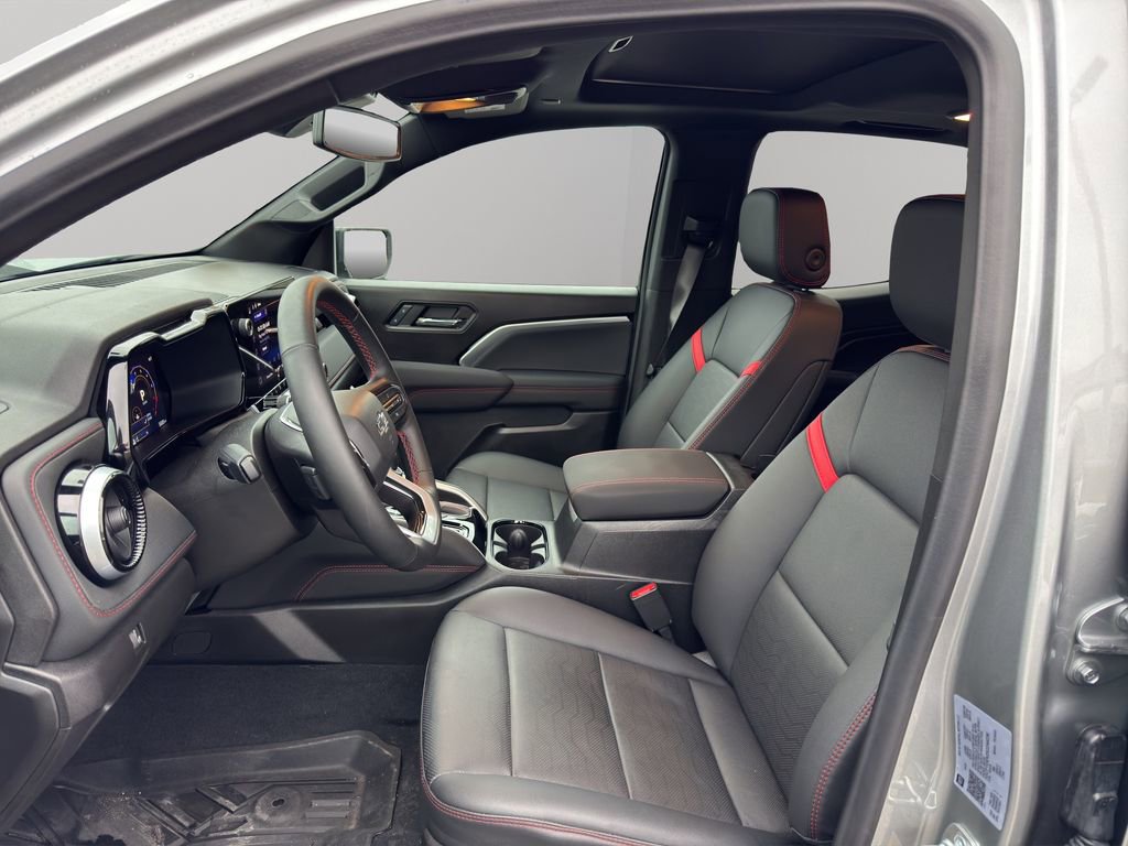 Certified 2025 Chevrolet Colorado Z71 w/ Technology Package image 11