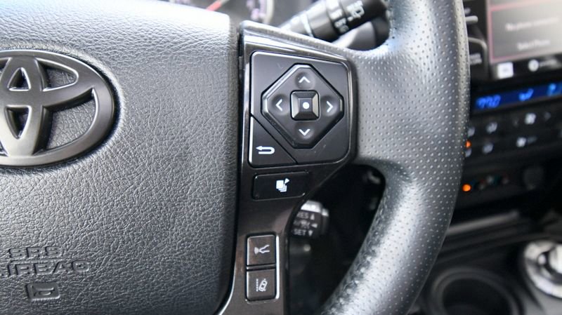 Used 2020 Toyota 4Runner Nightshade AWD/4WD image 22