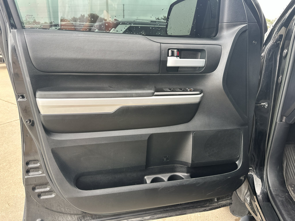 Used 2017 Toyota Tundra SR5 w/ TRD Off Road Package AWD/4WD image 16