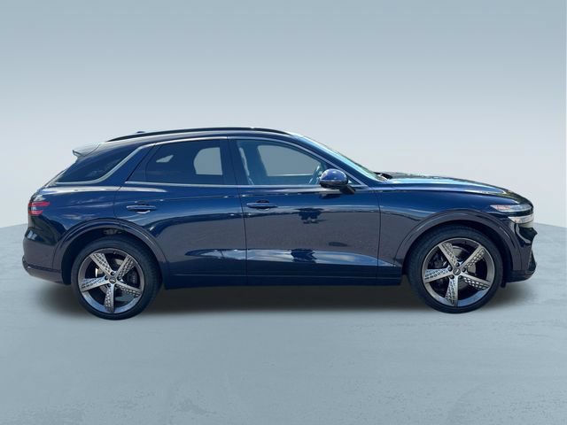 Used 2023 Genesis GV70 2.5T w/ Sport Prestige Package AWD/4WD image 8