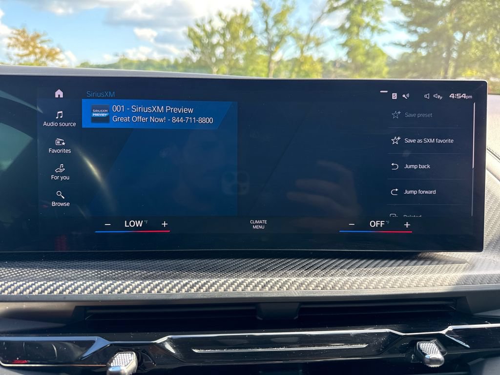Used 2023 BMW XM AWD/4WD image 21
