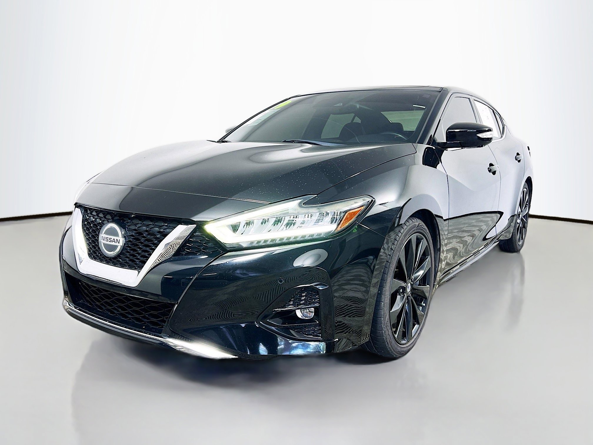 Used 2019 Nissan Maxima SR w/ Premium Package image 10