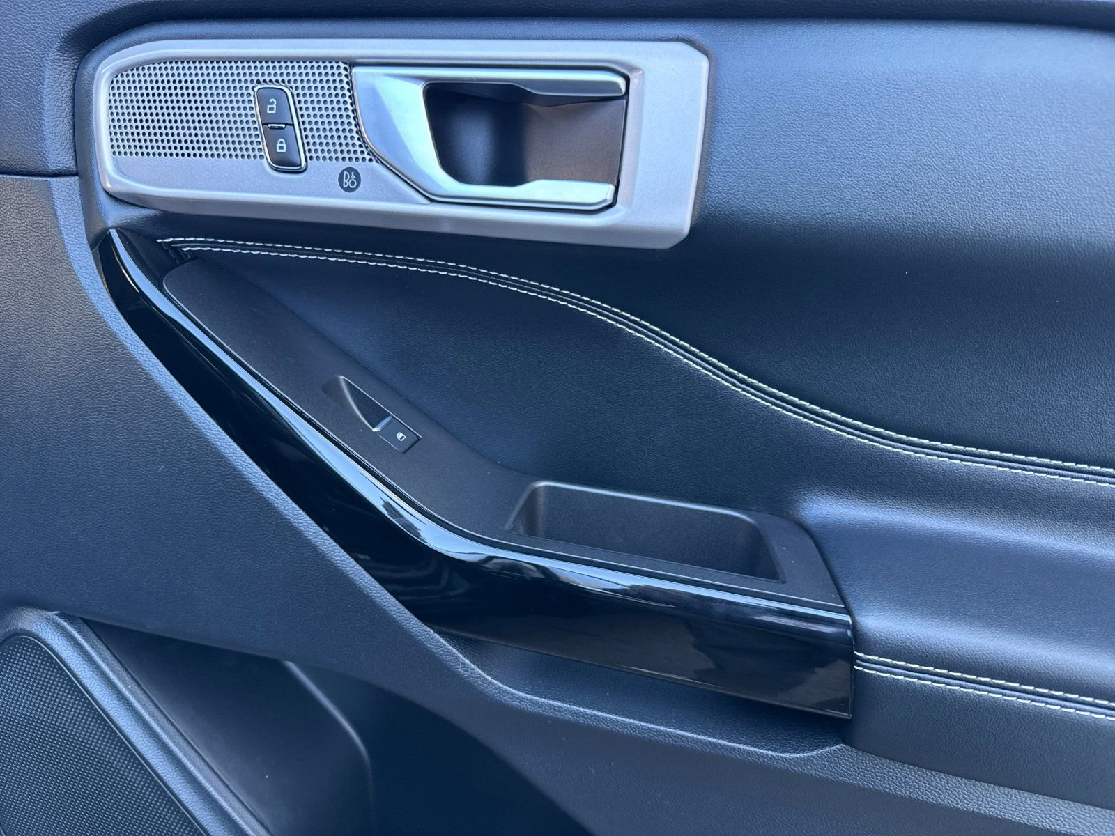 Used 2022 Ford Explorer ST w/ Equipment Group 401A image 20