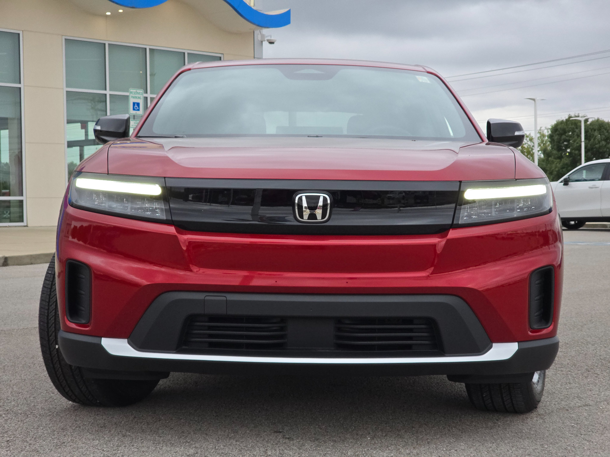 New 2026 Honda Prologue EX image 4
