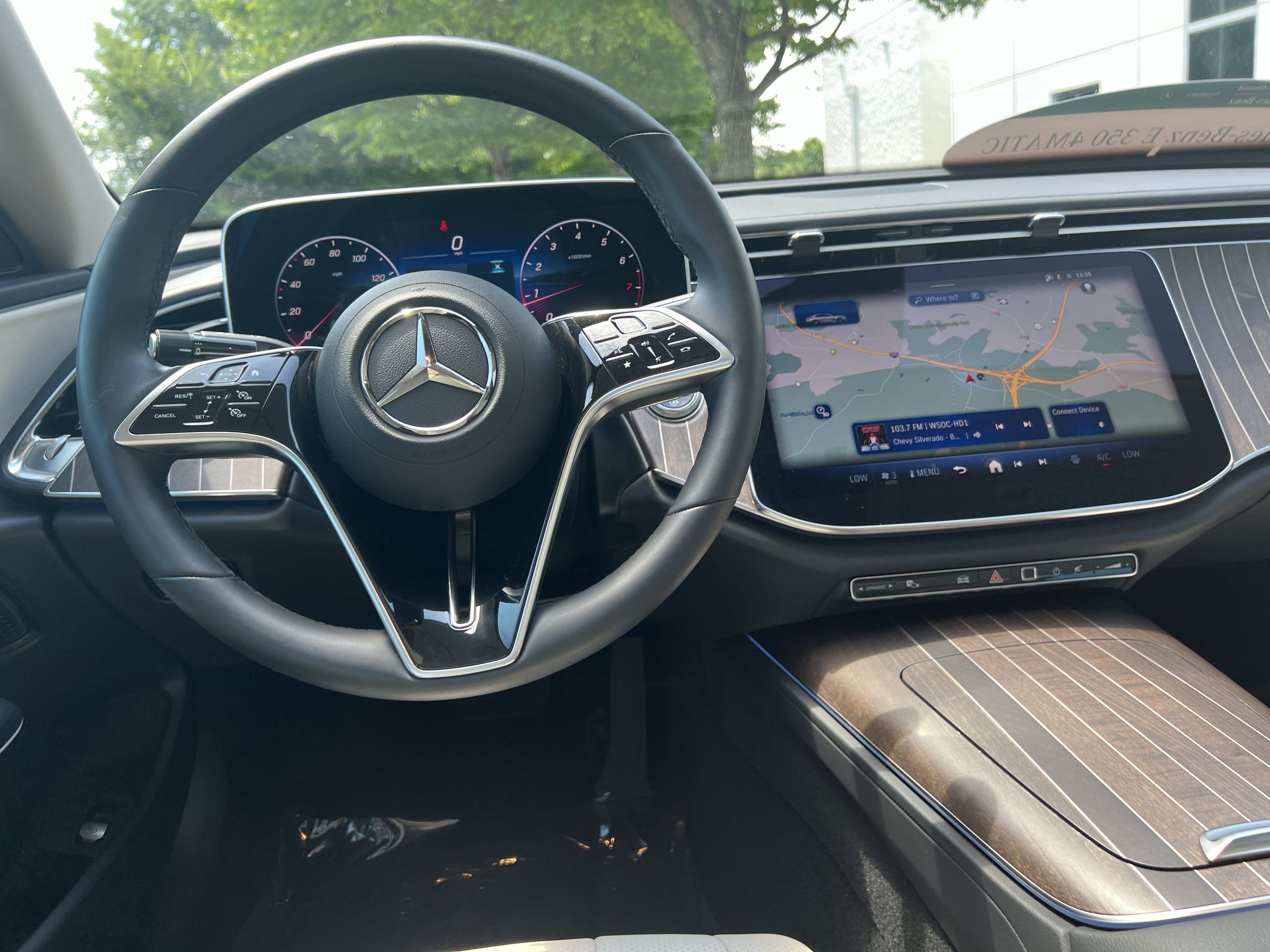 Used 2025 Mercedes-Benz E 350 4MATIC Sedan image 30