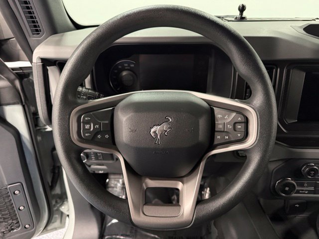 Used 2022 Ford Bronco 4-Door AWD/4WD image 16