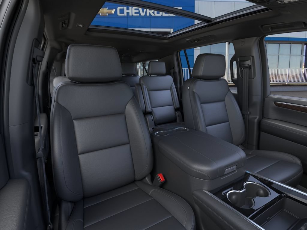 New 2026 Chevrolet Suburban Z71 w/ Comfort Package AWD/4WD image 16