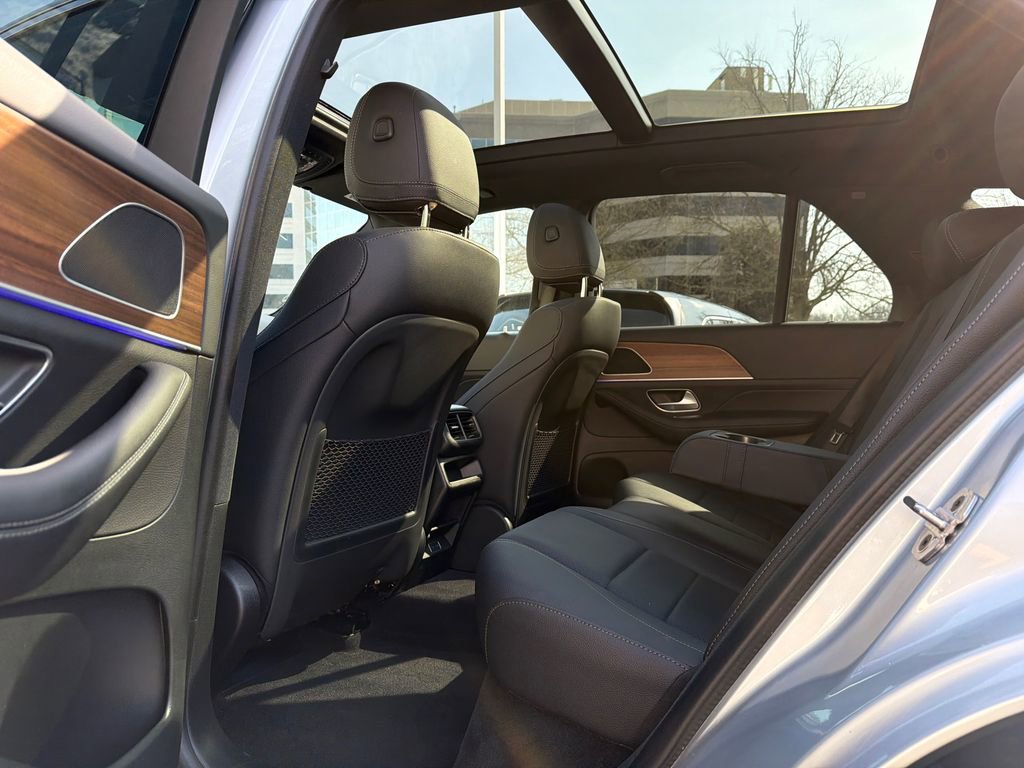 Used 2025 Mercedes-Benz GLE 350 4MATIC image 18