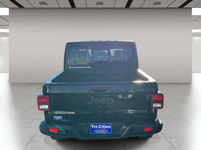 Used 2025 Jeep Gladiator Mojave AWD/4WD image 5