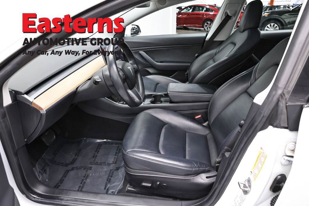 Used 2019 Tesla Model 3 Standard Range RWD image 13