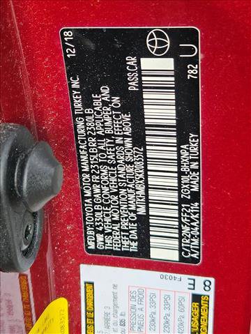 Used 2019 Toyota C-HR XLE image 15