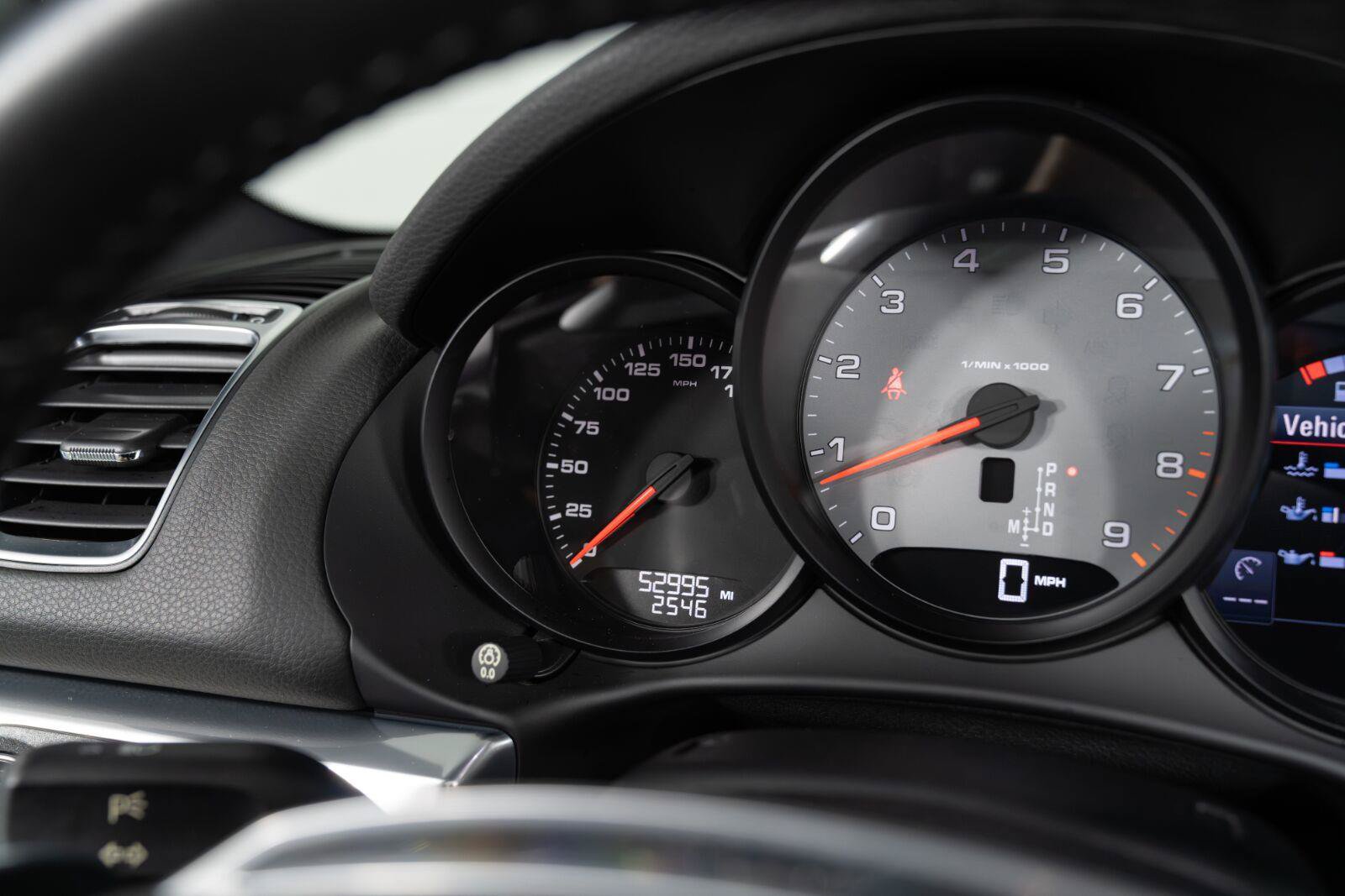 Used 2015 Porsche Boxster S RWD image 31