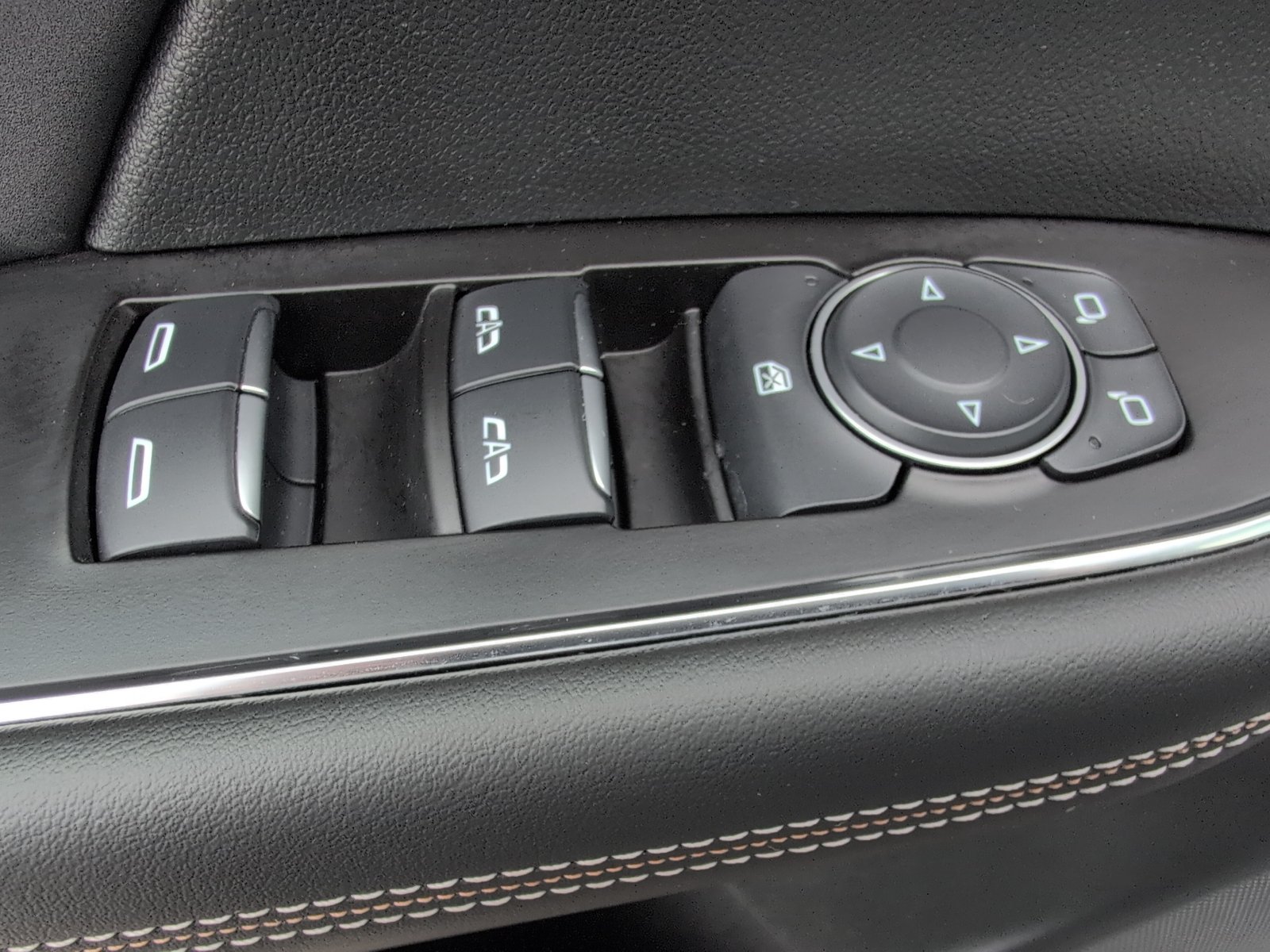Used 2025 Buick Envision Sport Touring AWD/4WD image 16