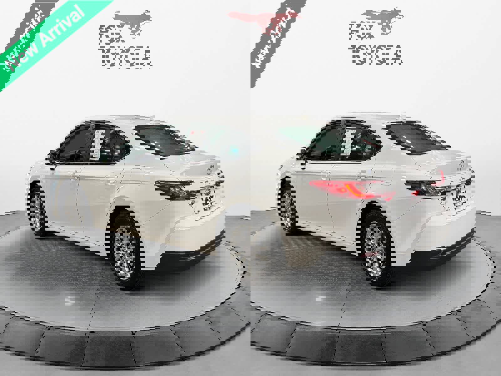 Used 2025 Toyota Camry LE image 4