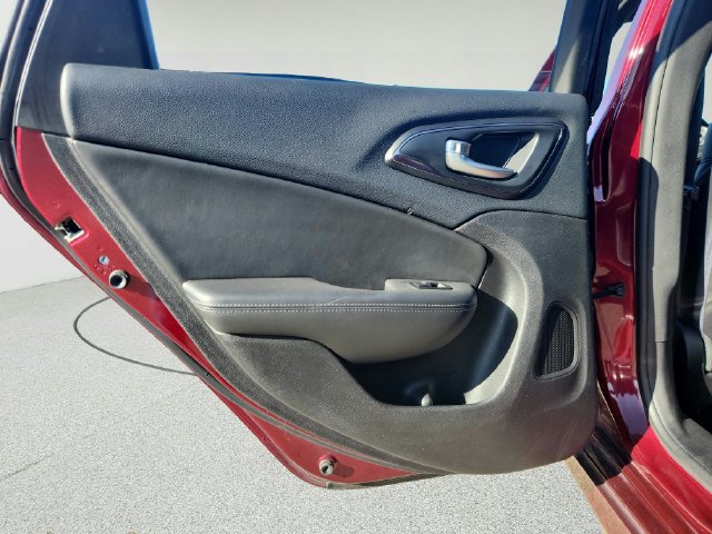 Used 2016 Chrysler 200 S w/ Navigation & Sound Group I FWD image 21
