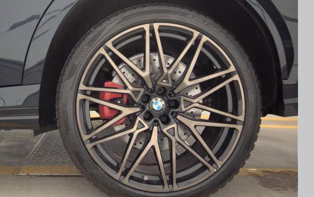 Used 2022 BMW X6 M Base w/ Competition Package image 8