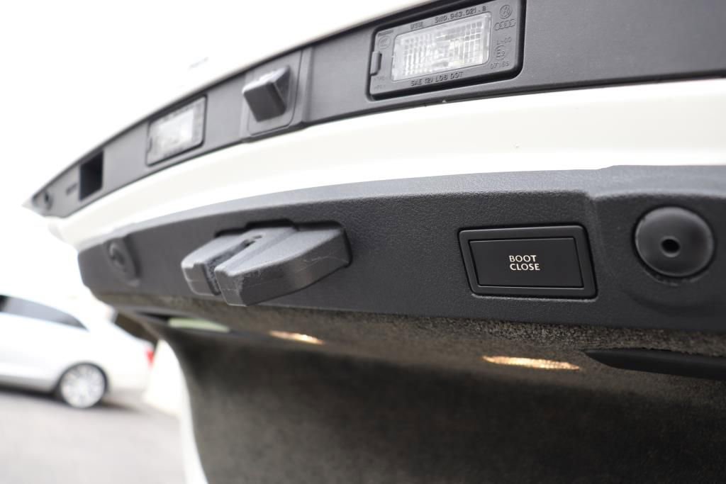 Used 2014 Bentley Continental GT image 30