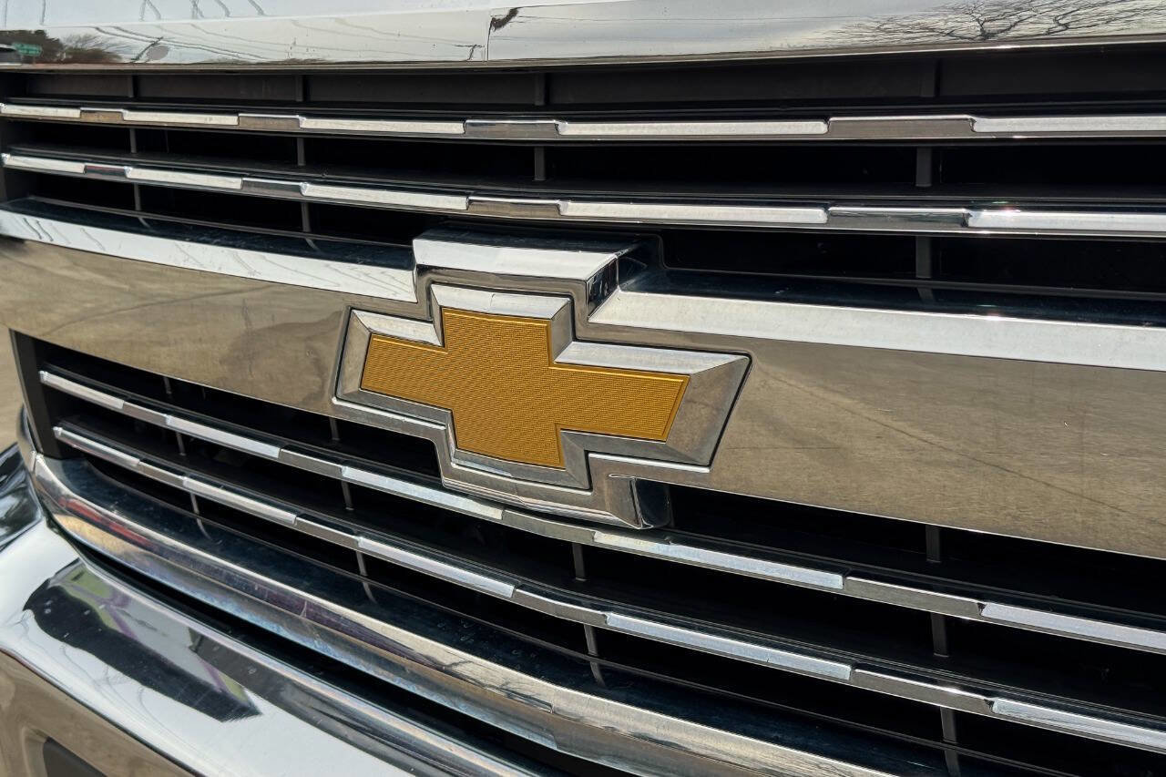 Used 2019 Chevrolet Silverado 3500 LTZ w/ Duramax Plus Package AWD/4WD image 10