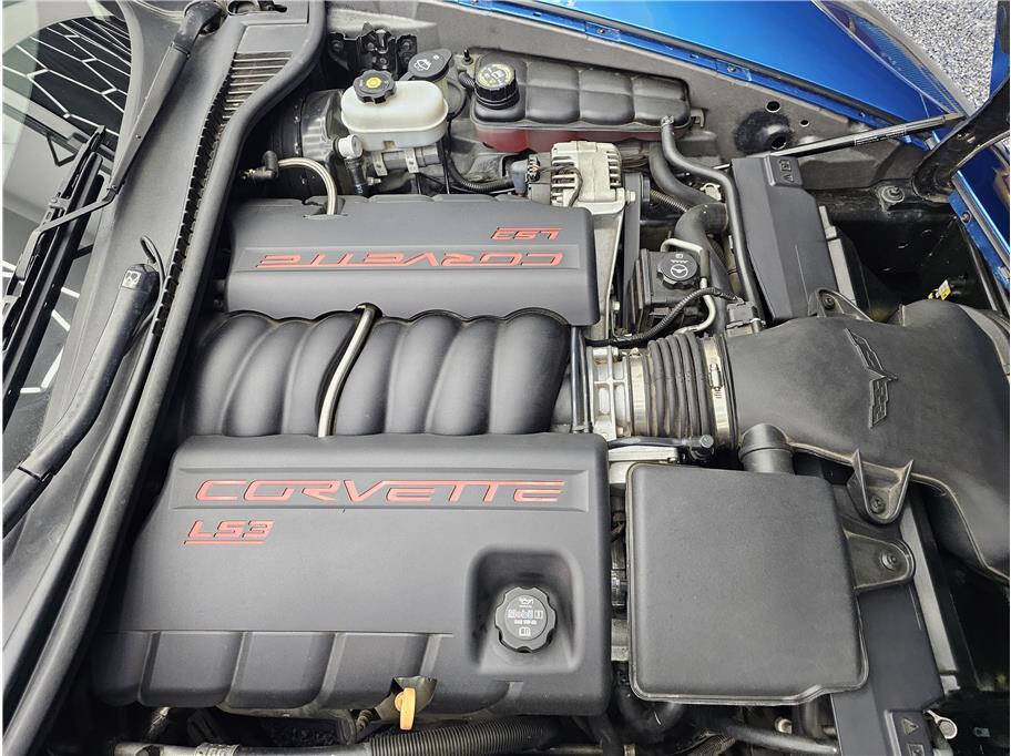 Used 2009 Chevrolet Corvette Coupe w/ Preferred Equipment Group RWD image 13