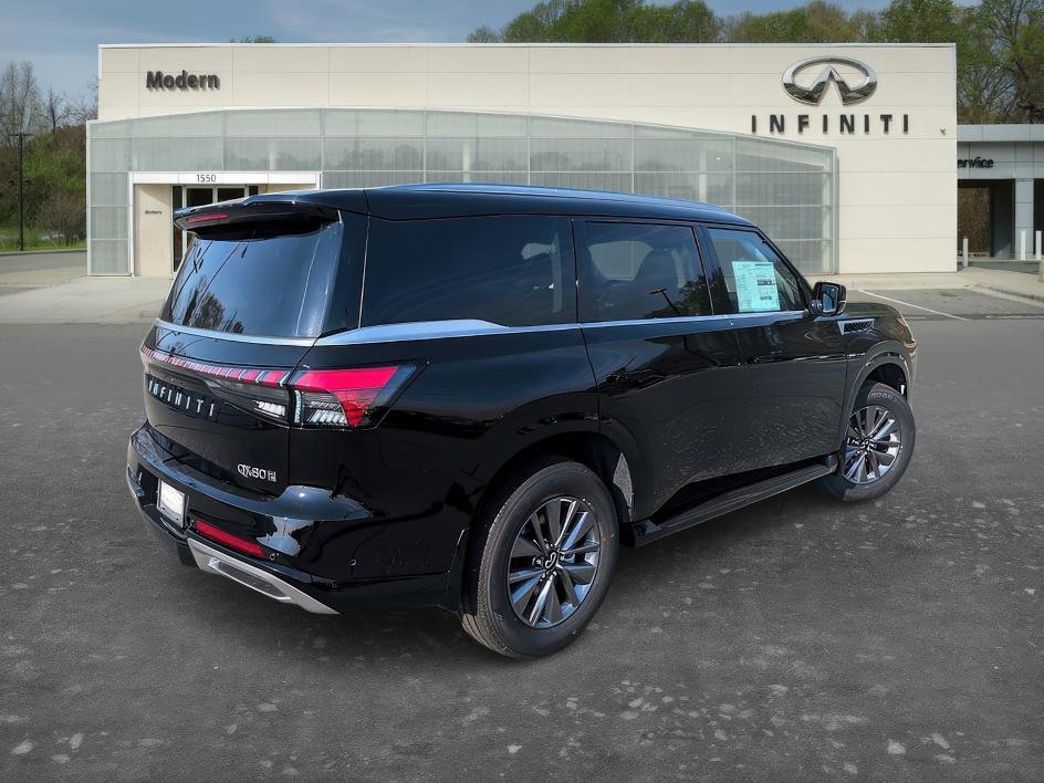 New 2026 INFINITI QX80 Pure image 5