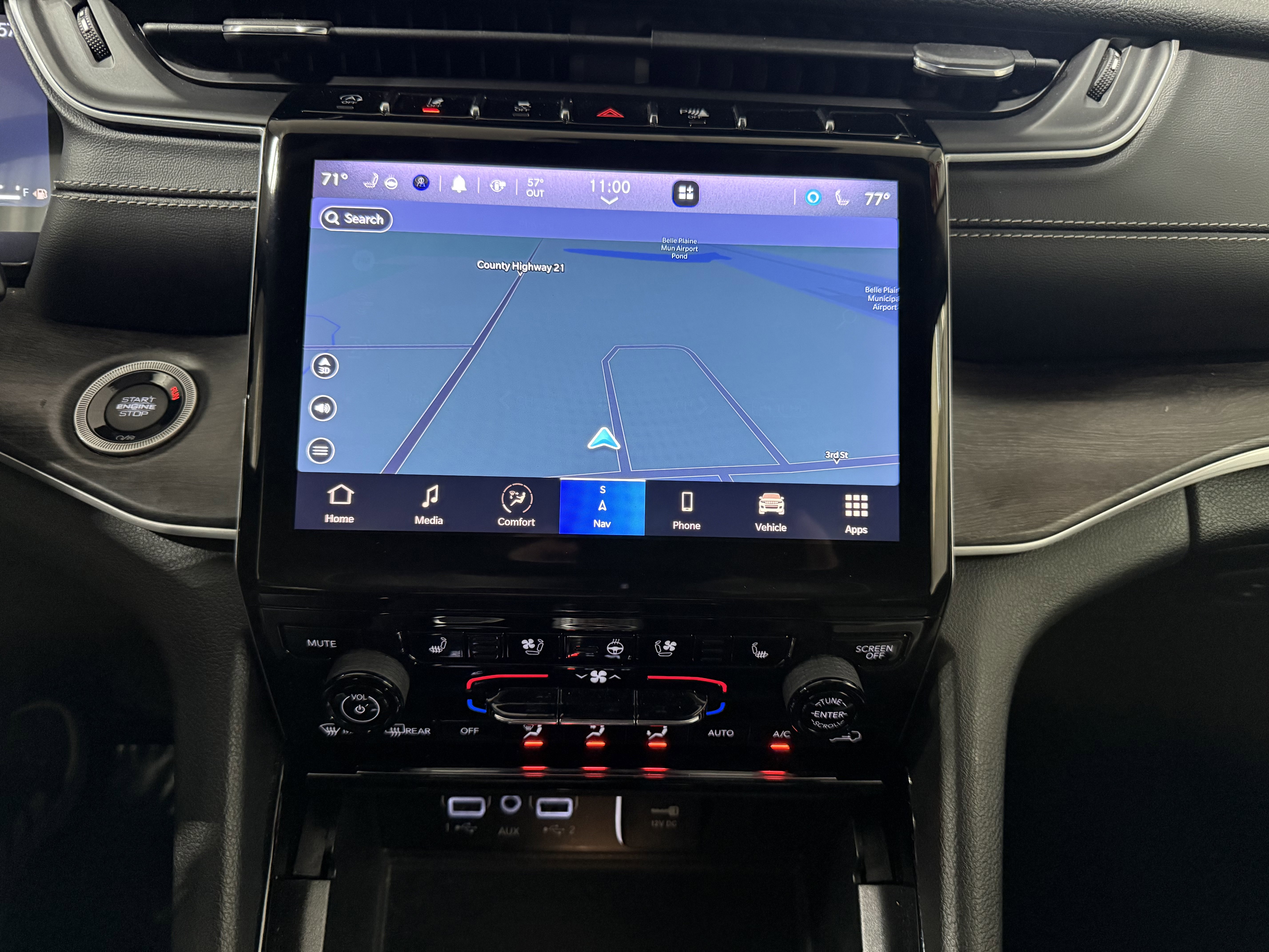 Used 2023 Jeep Grand Cherokee Limited w/ Luxury Tech Group II image 35