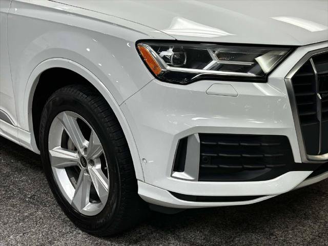 Used 2023 Audi Q7 2.0T Premium w/ Convenience Package AWD/4WD image 9