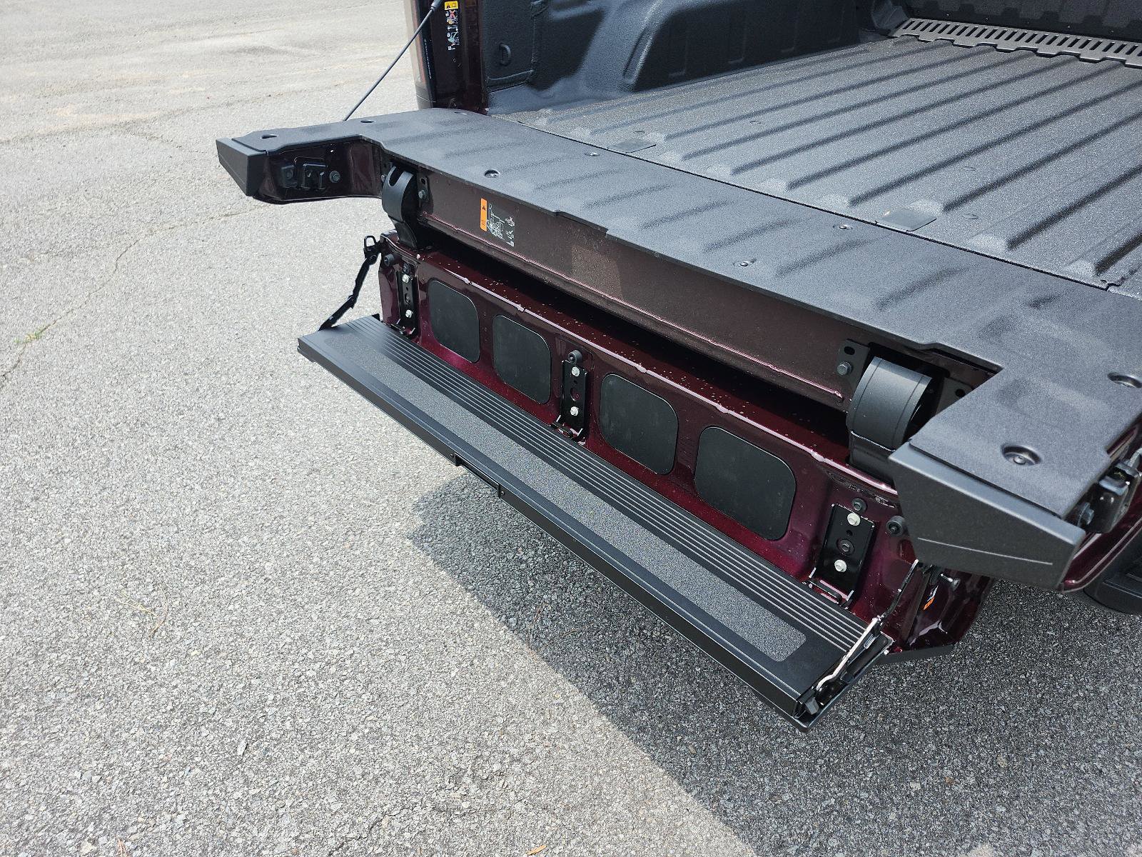 New 2025 GMC Sierra EV Denali image 11