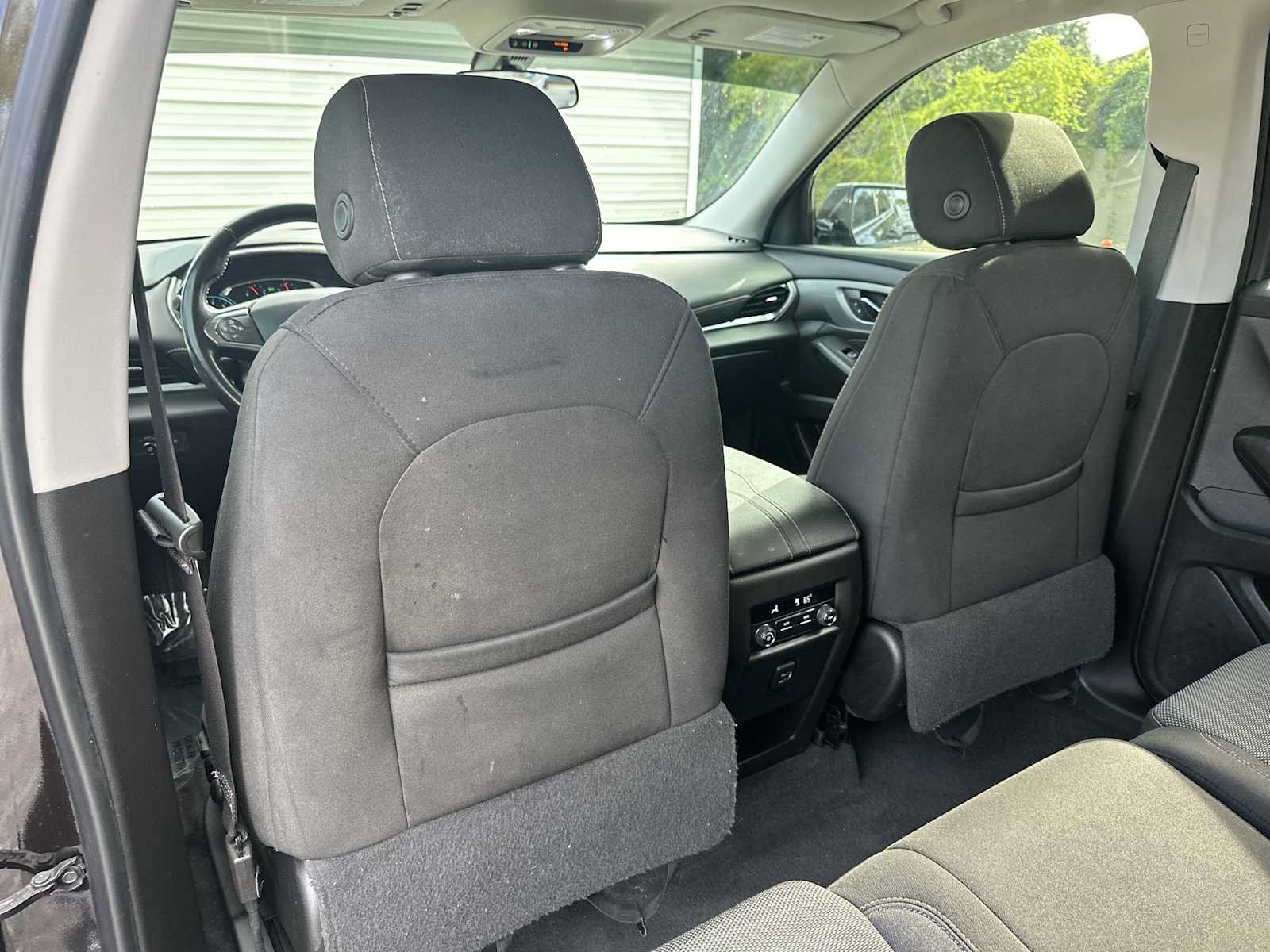 Used 2019 Chevrolet Traverse LT FWD image 16