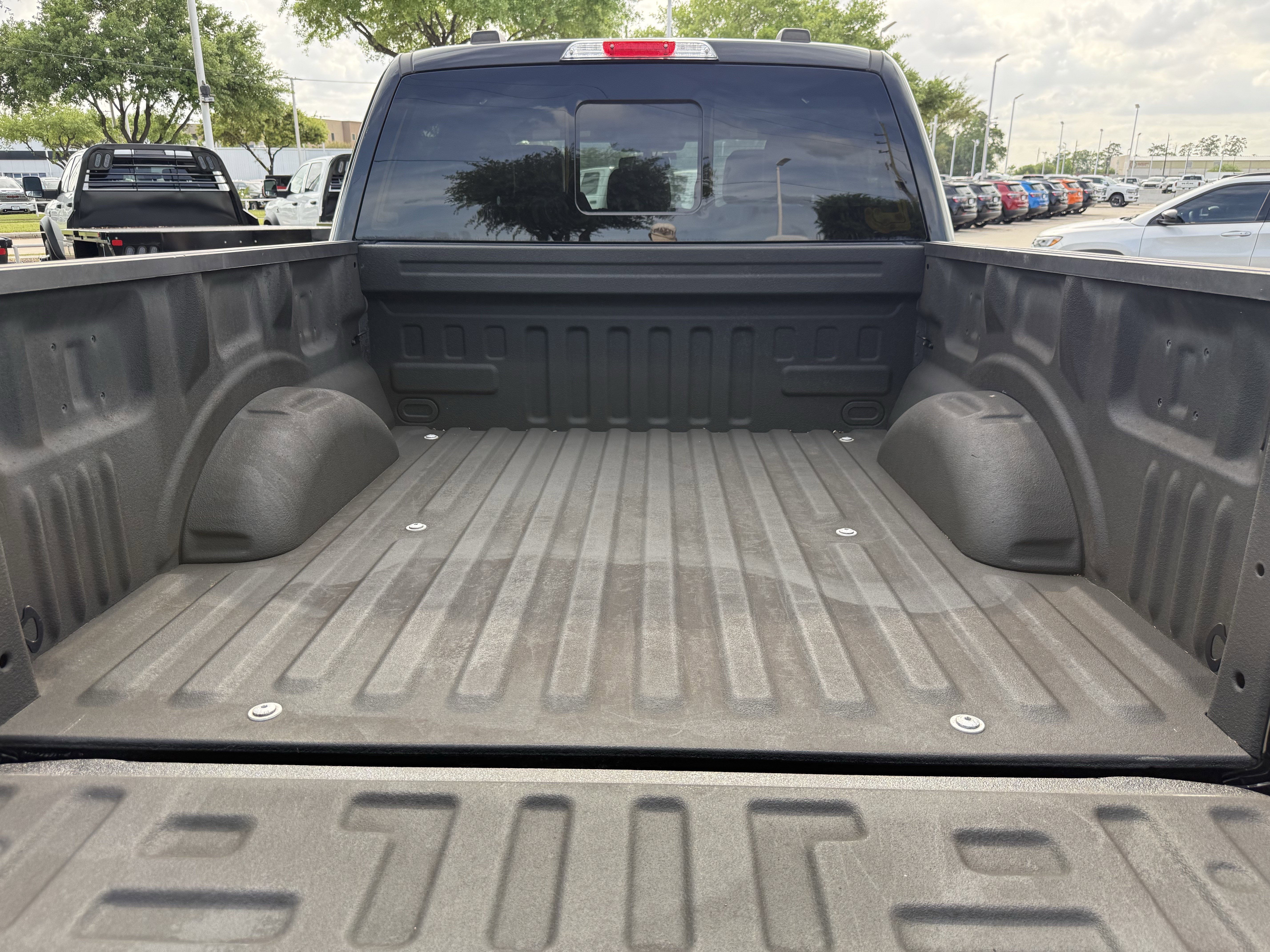 Used 2022 Ford F150 Lariat RWD image 30