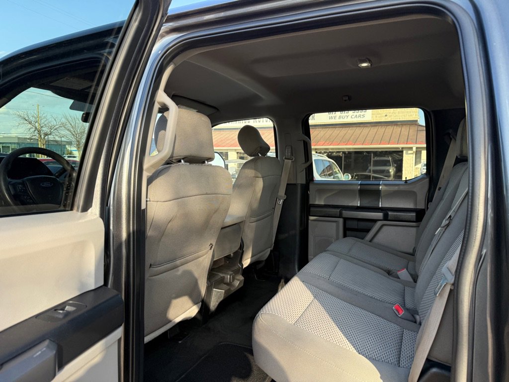 Used 2017 Ford F250 XLT w/ XLT Value Package AWD/4WD image 16