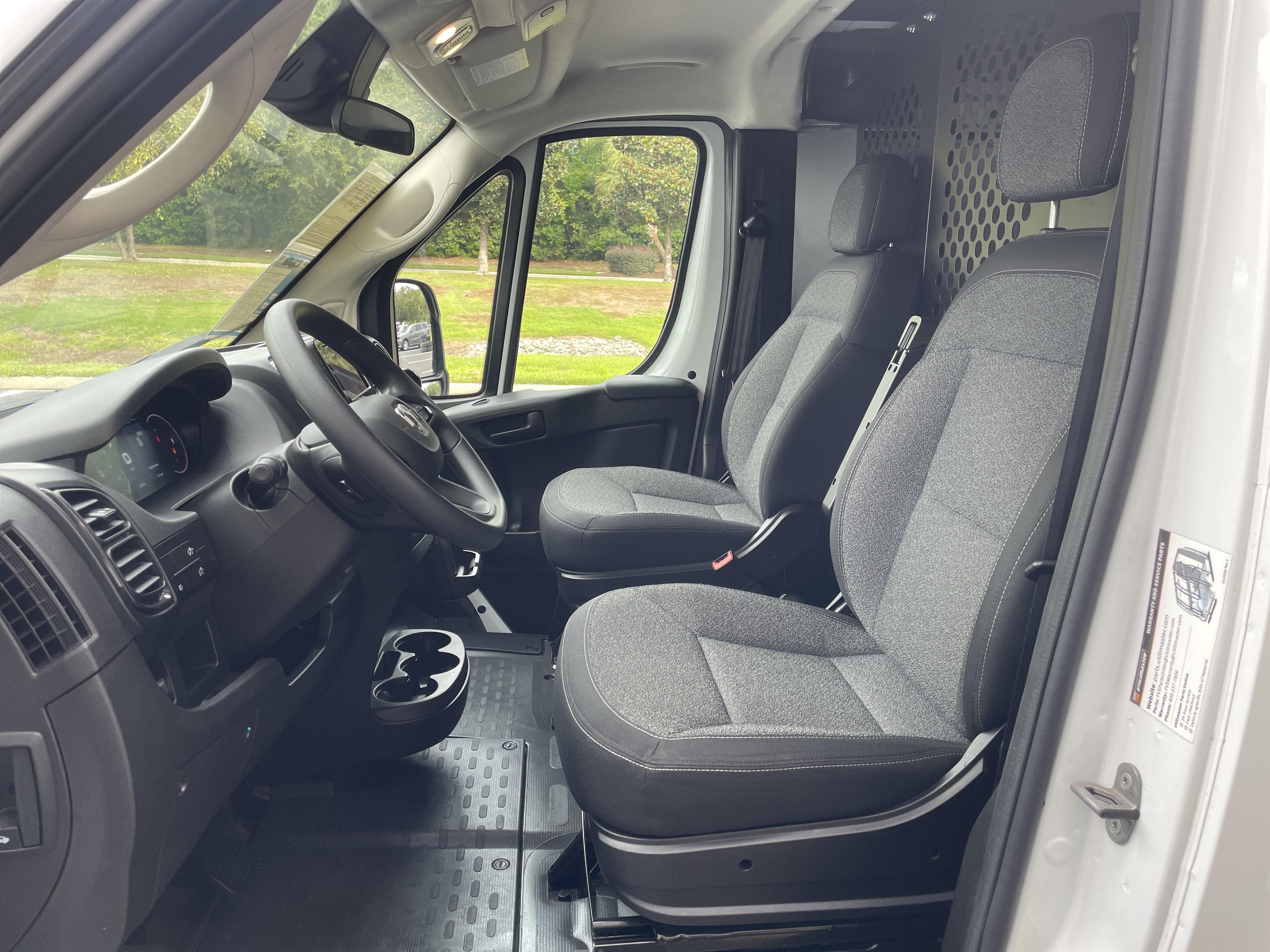 Used 2025 RAM ProMaster 2500 w/ U-Haul Equipment Group FWD image 15