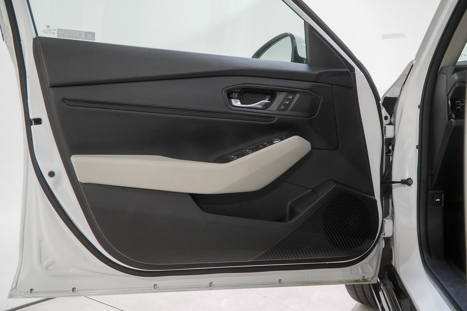 Certified 2023 Honda Accord EX-L image 17