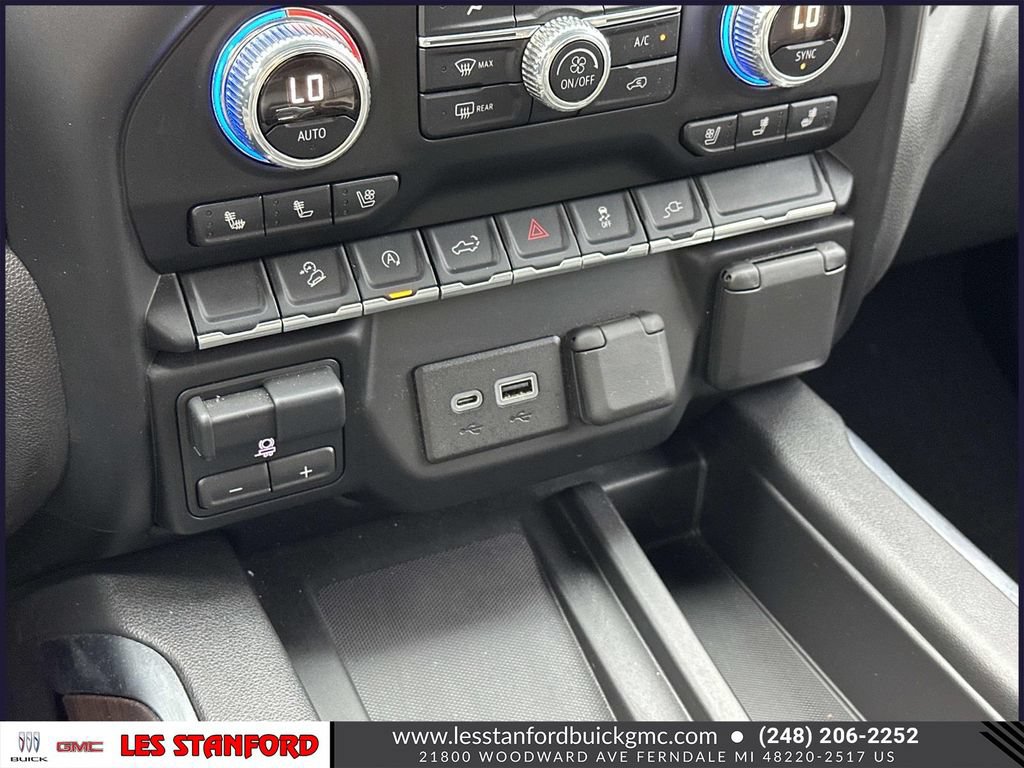 Certified 2019 GMC Sierra 1500 SLT w/ SLT Premium Package AWD/4WD image 32