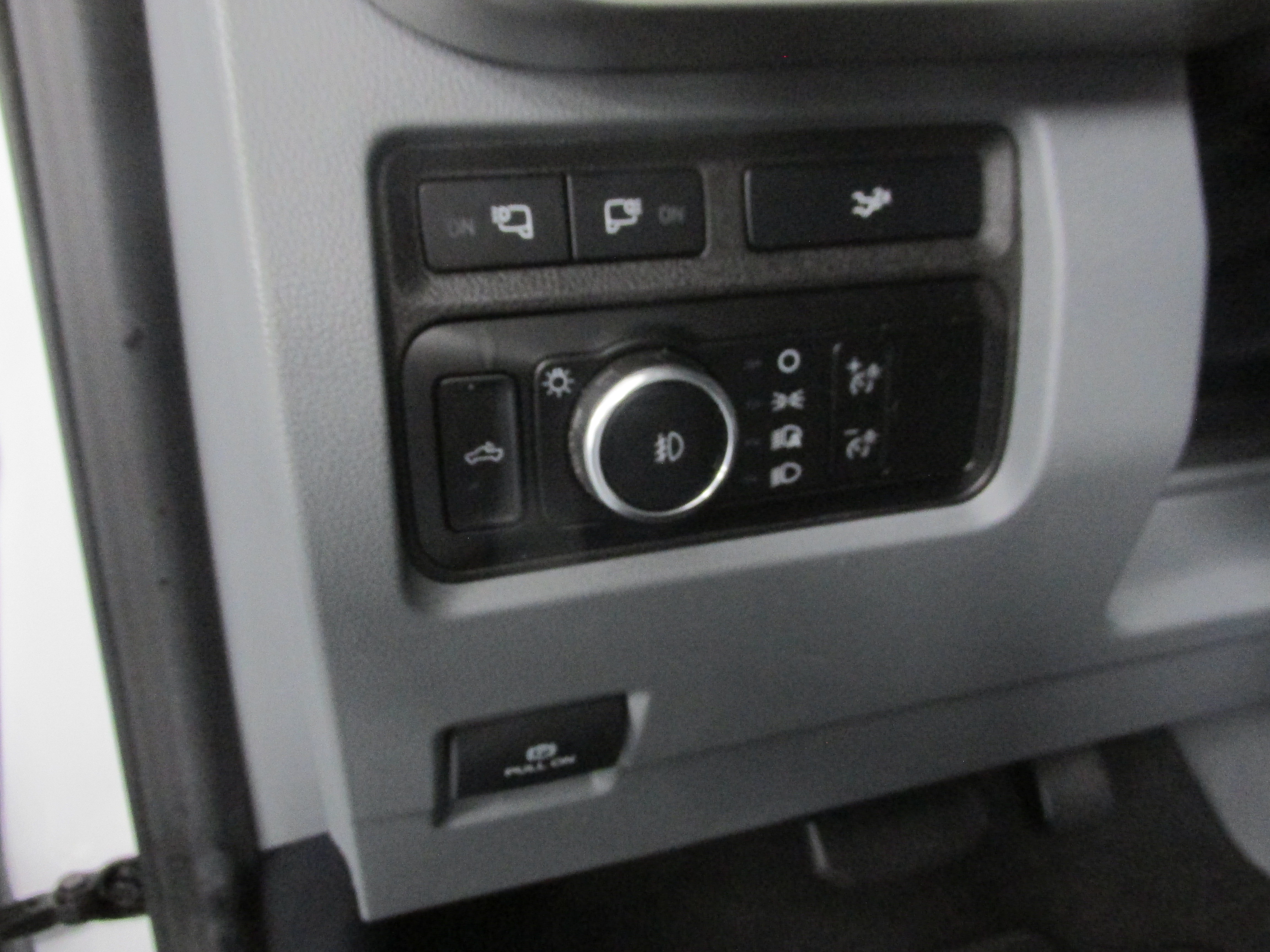 Used 2024 Ford F250 XLT w/ XLT Premium Package AWD/4WD image 31