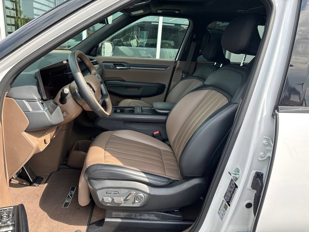 Certified 2026 Kia EV9 GT-Line AWD/4WD image 14