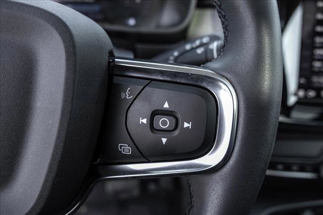 Used 2023 Volvo XC40 B5 Ultimate w/ Protection Package Premier image 15
