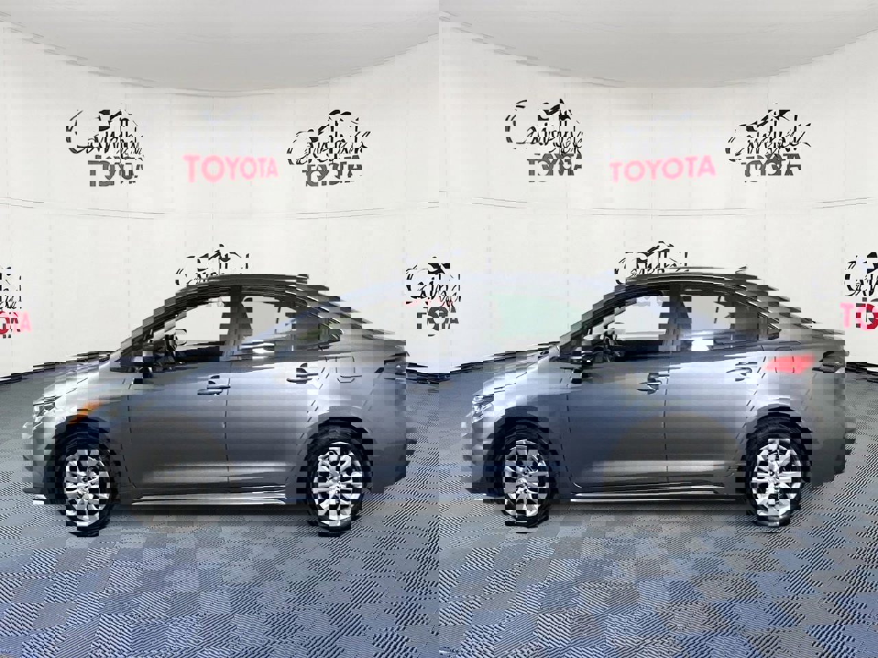 Used 2024 Toyota Corolla LE image 4