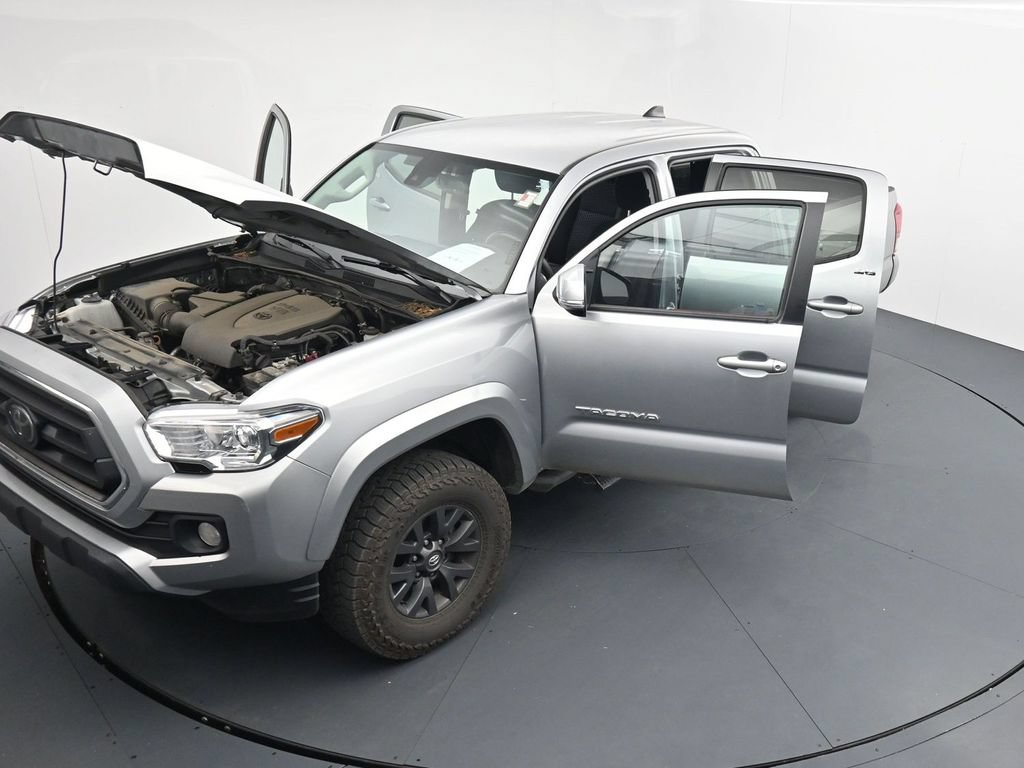 Used 2023 Toyota Tacoma SR5 w/ Technology Package AWD/4WD image 26