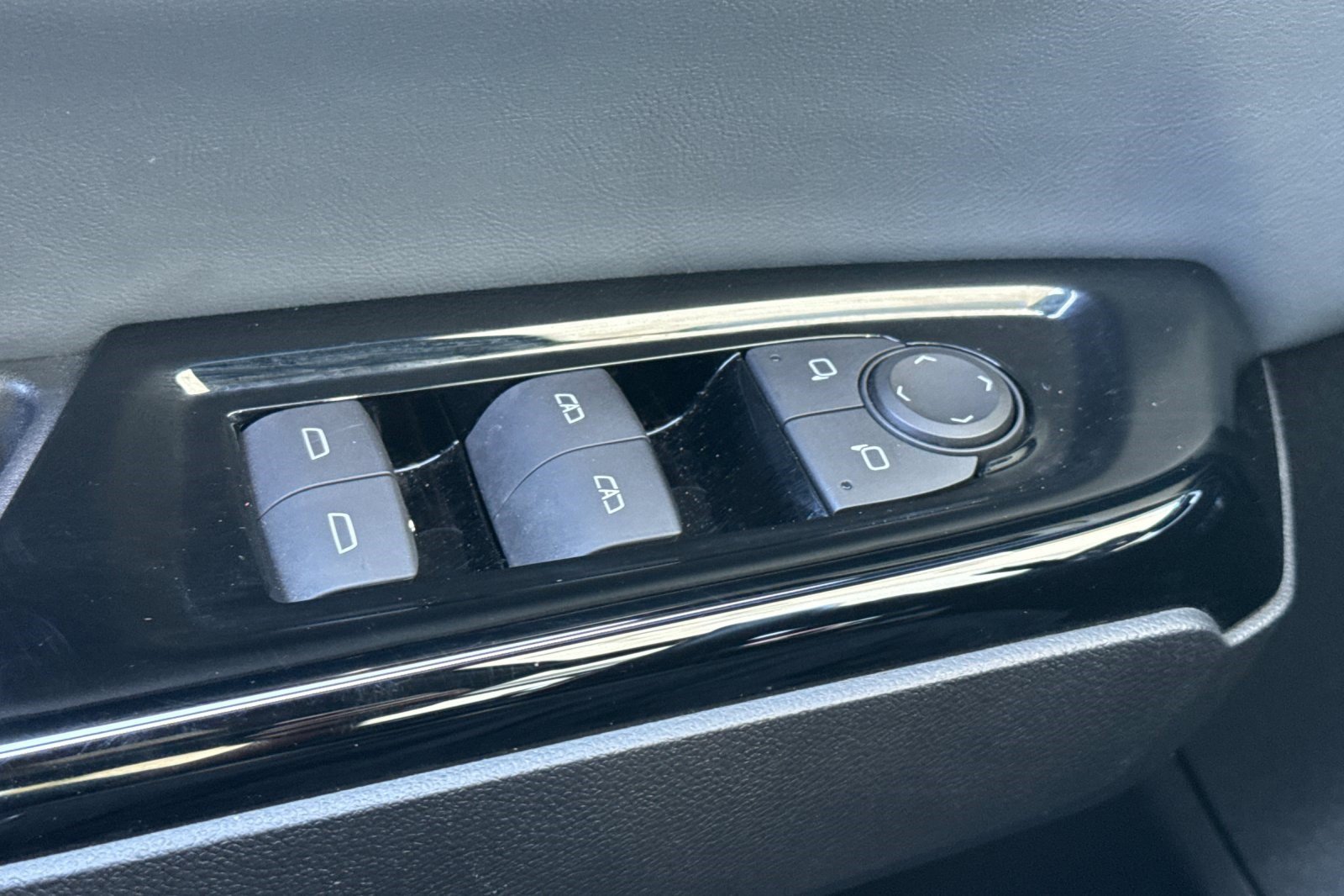 Used 2024 Honda Prologue Touring image 13