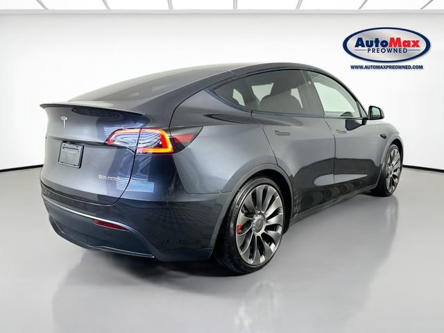 Used 2024 Tesla Model Y Performance AWD/4WD image 2