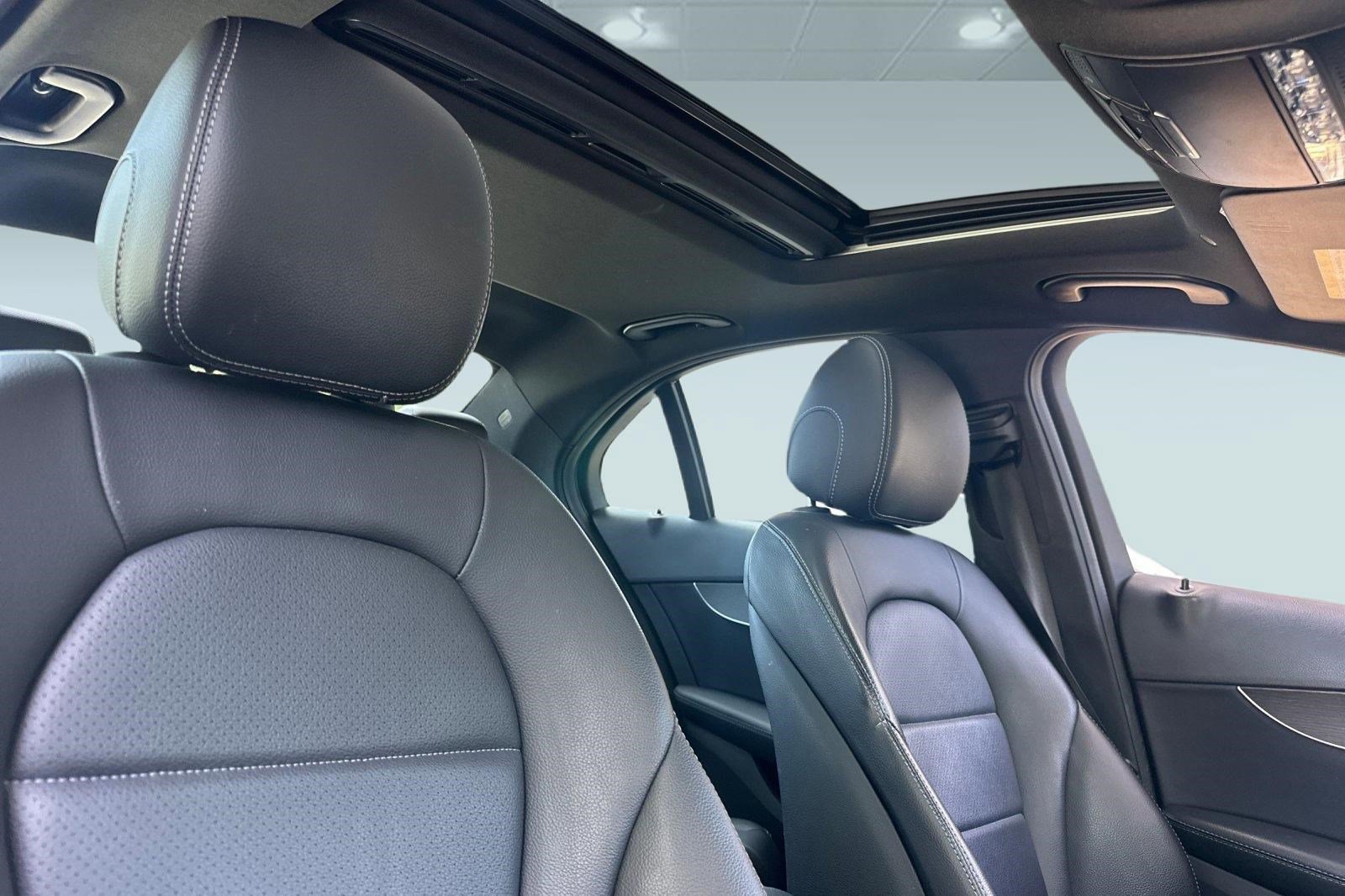 Used 2019 Mercedes-Benz C 300 Sedan image 15