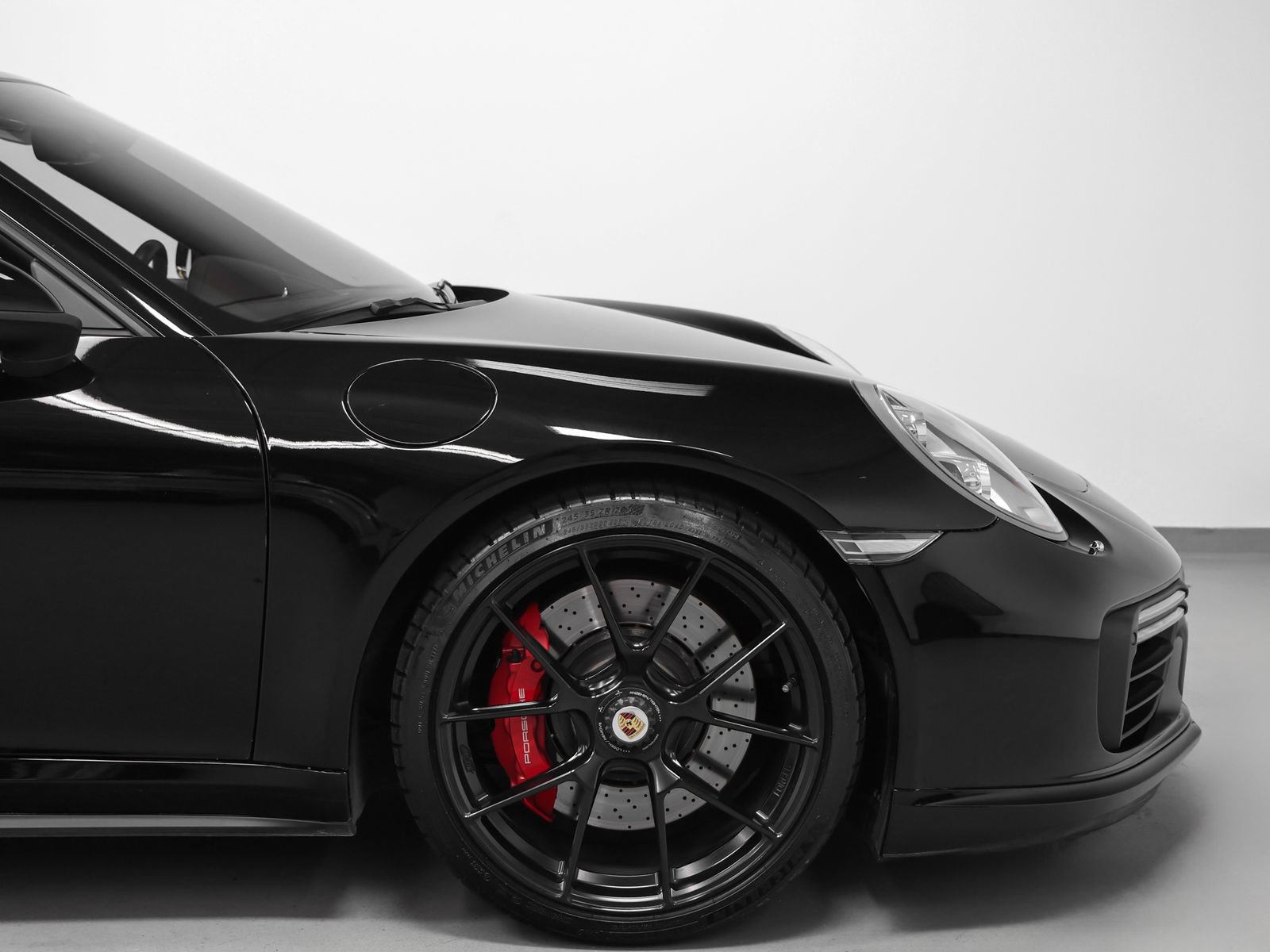 Used 2018 Porsche 911 Turbo AWD/4WD image 20