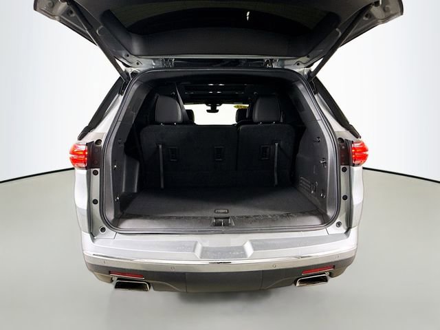 Used 2023 Chevrolet Traverse Premier image 30