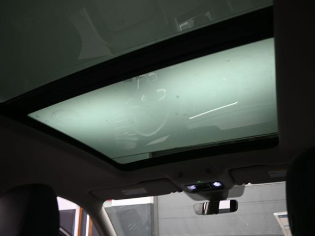 New 2026 Volkswagen Atlas Peak Edition image 13