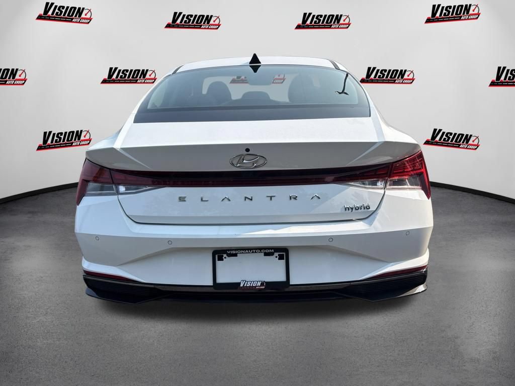 Used 2023 Hyundai Elantra Limited w/ Cargo Package FWD image 6