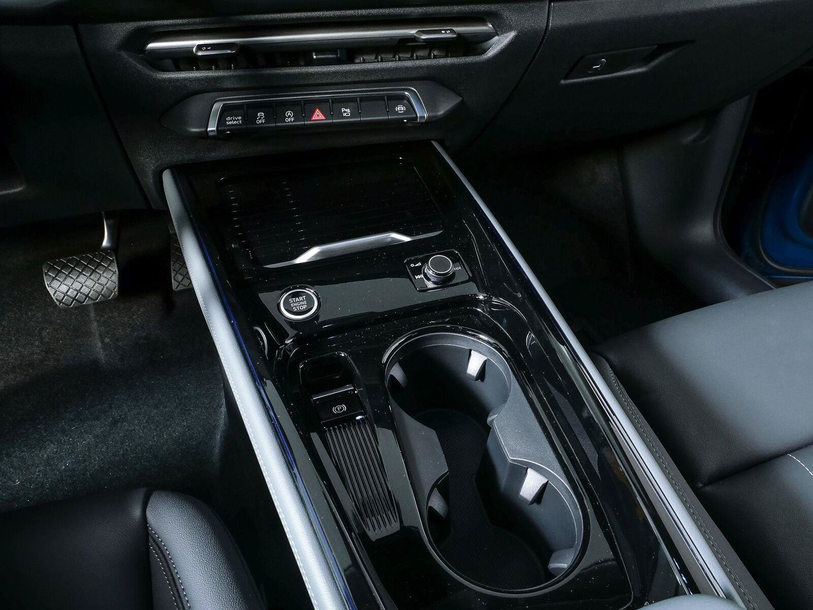 New 2026 Audi Q3 quattro 2.0T AWD/4WD image 18