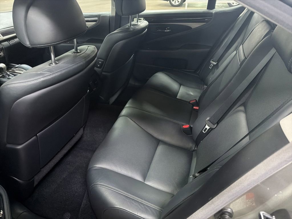 Used 2017 Lexus LS 460 AWD w/ Comfort Package image 15